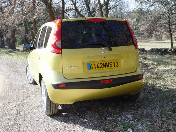Essai Nissan Note 2006