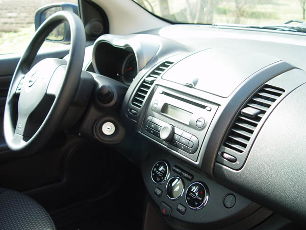 Essai Nissan Note 2006 (1)