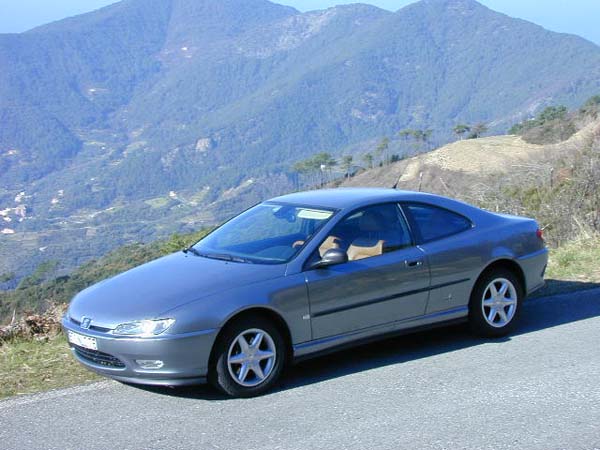 Essai Peugeot 406 Coup HDI 2001