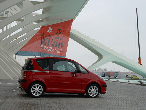 Essai Peugeot 1007 2004 (7)