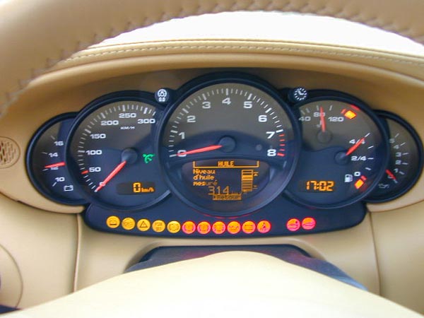 Essai Porsche 911 Carrera 4 2001 (2)