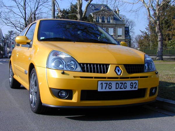 Essai Renault Clio RS 2.0 16v 2004 (1)