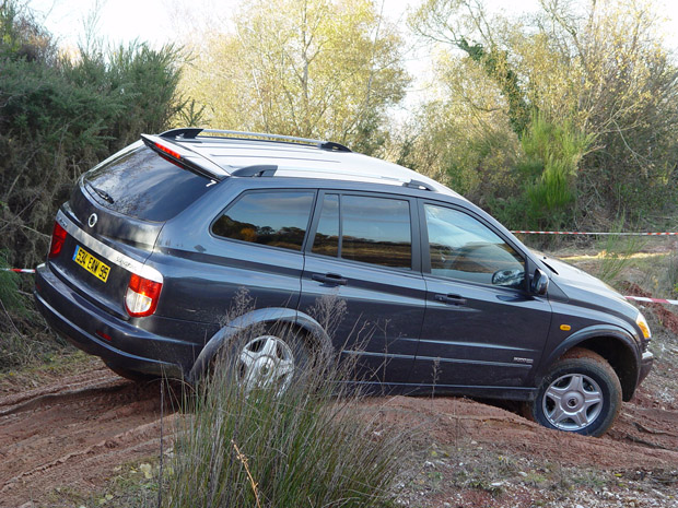 Essai Ssangyong Kyron 200 XDi 2006 (2)