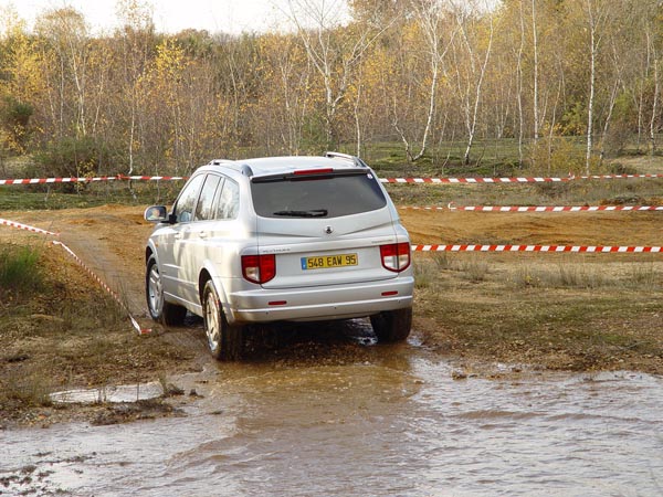 Essai Ssangyong Kyron 200 XDi 2006 (10)