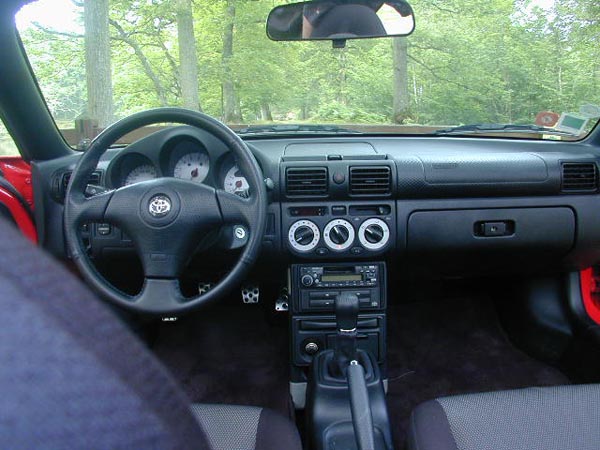 Essai Toyota MR 2000