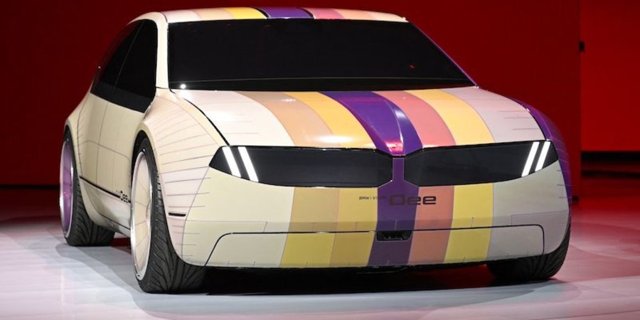 BMW Vision Dee : une nouveauté auto capable de changer de couleurs