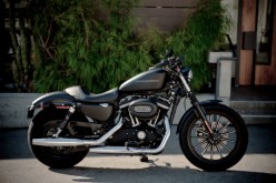 Moto harley 883