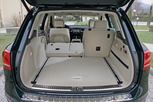 Essai Volkswagen Touareg 2010 : plus performant, plus ...