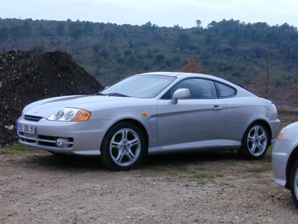 Hyundai coupe 2002