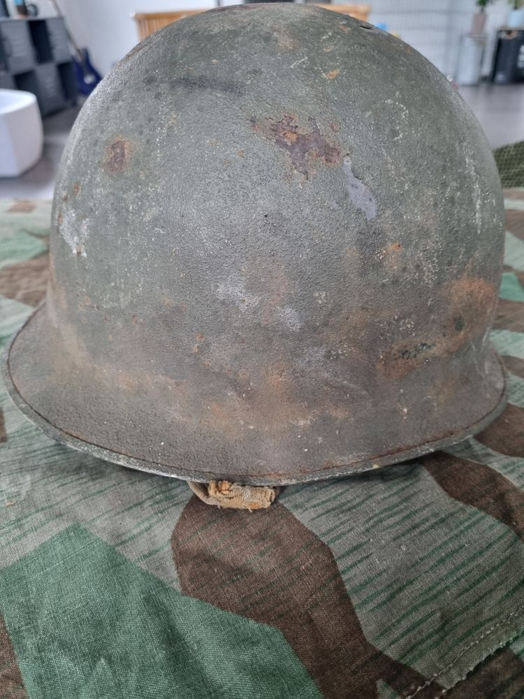 MIL/0010 : Casque lourd M51 20 Arnouville-l�s-Mantes (78)