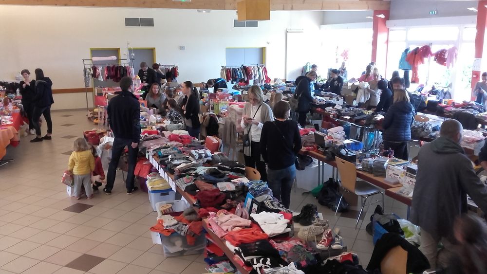 10&egrave;me Bourse Pu&eacute;riculture et aux Jouets 0 Servigny-l�s-Sainte-Barbe (57)