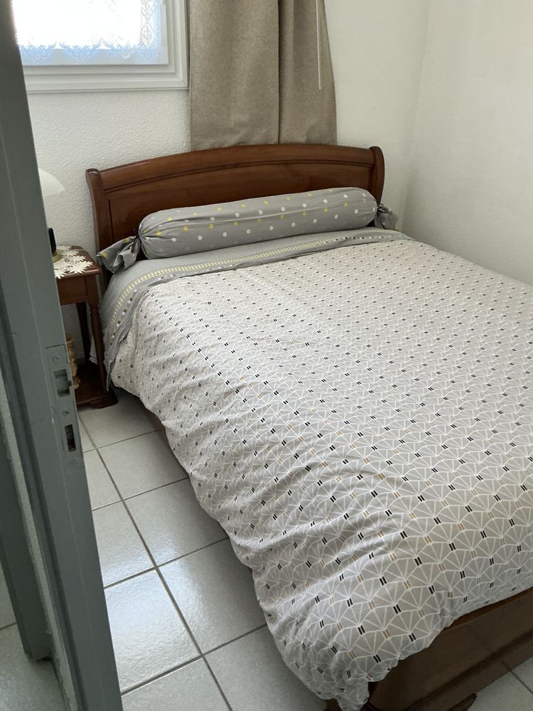 Lit 140x190 merisier massif 300 Saint-Cyprien (66)