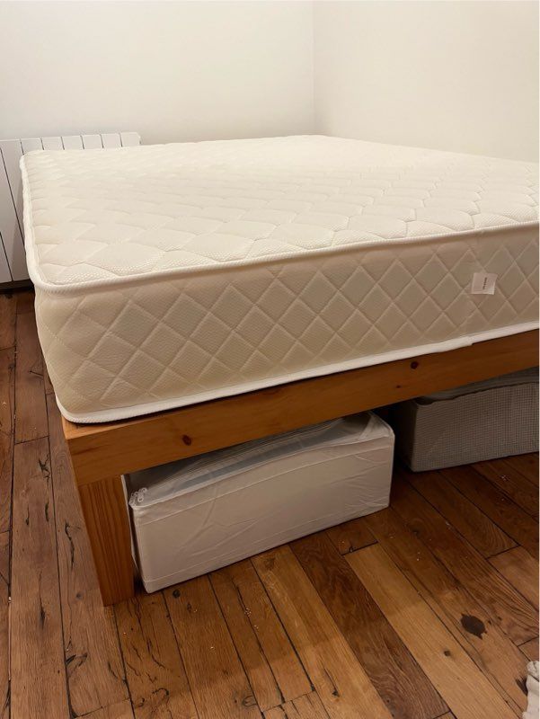 Lit 140x190
330 Paris 18 (75)