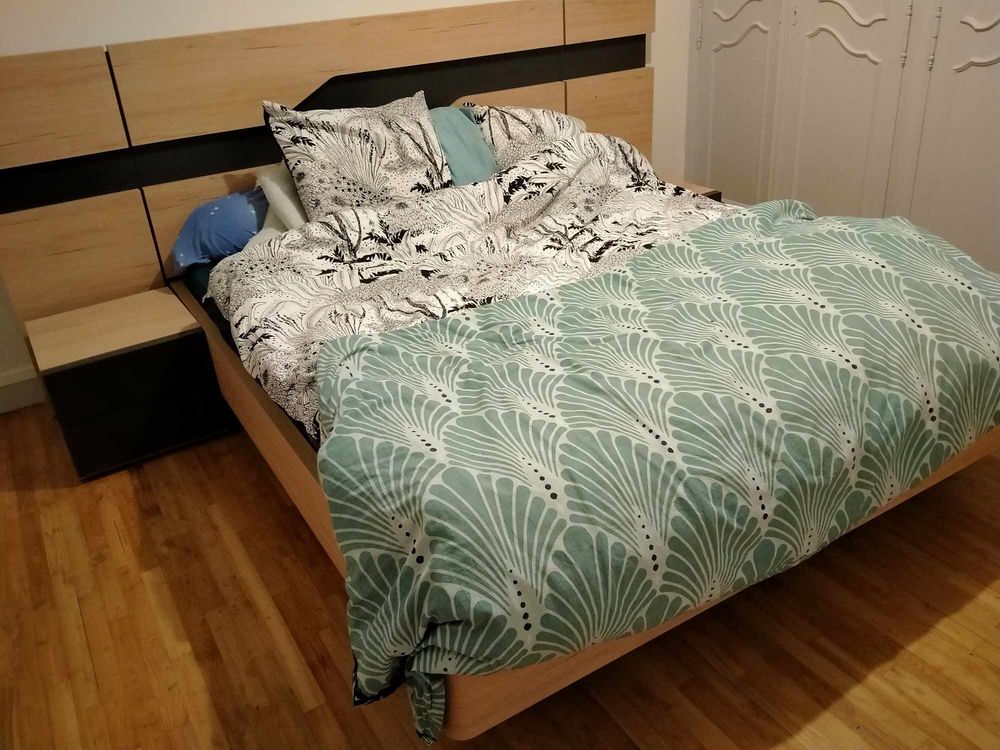 Lit 160x200 Mobilier de France avec LED + Chevets - Tr�s bon 1500 Pontivy (56)