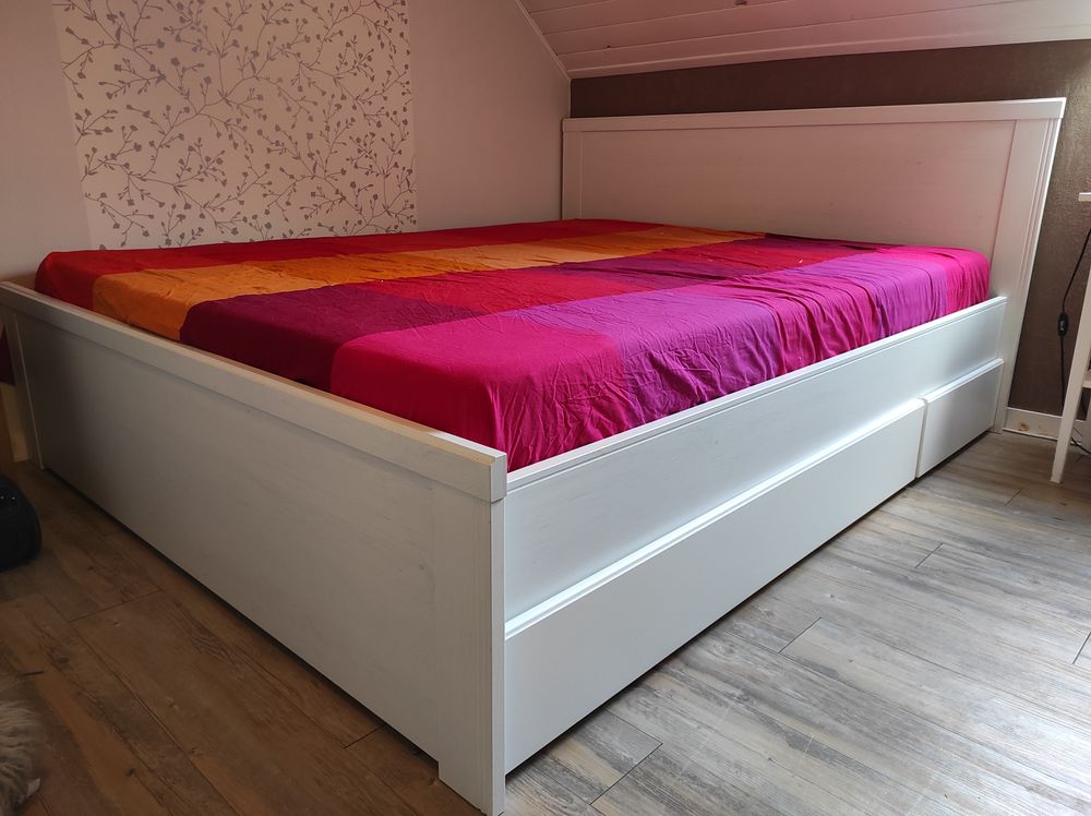 Lit 160x200 + sommier+ 2 tiroirs ikea 170 Saint-Germain-Laxis (77)