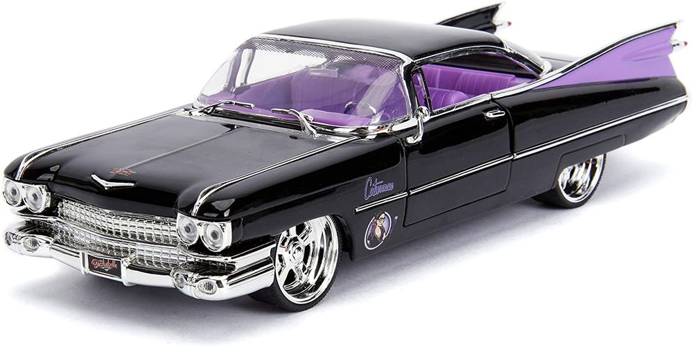 1: 24 1959 Cadillac W/Catwoman 38 Coudekerque-Branche (59)