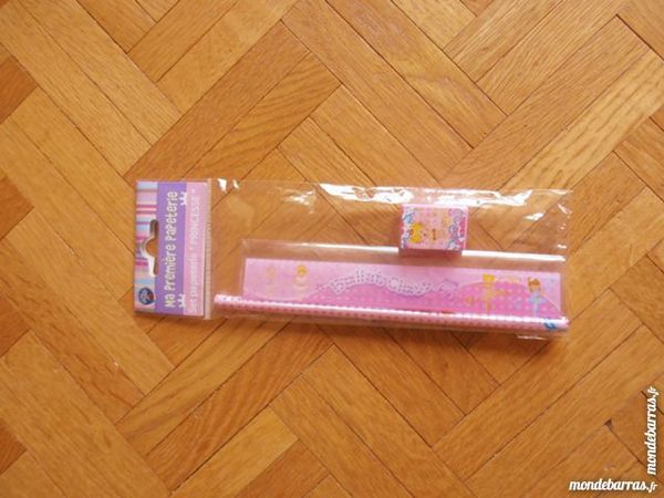 Set  Ma 1�re pap�terie  (28c) 2 Tours (37)