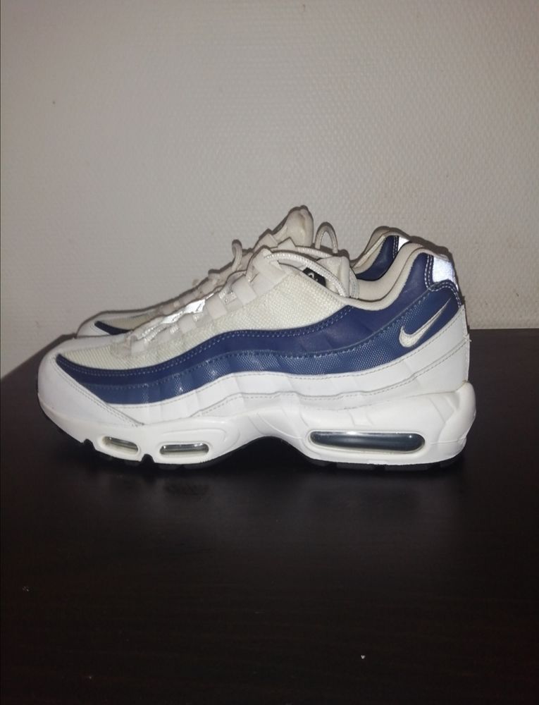 AIR MAX DE 2020 P 43 JAMAIS PORT�E
130 EUROS 130 Pithiviers (45)