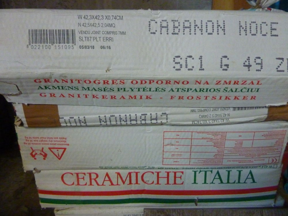 lot 21m� carrelage sol 0 Compr�gnac (12)