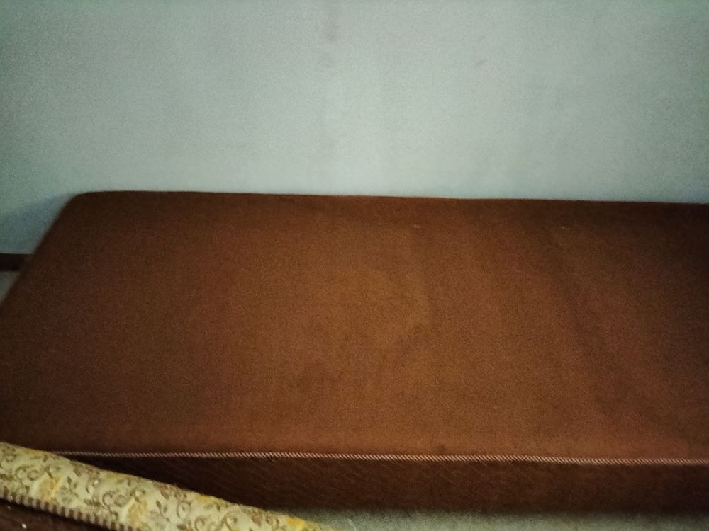 2lits en 90 avec sommier � ressort 100 La Chapelle-Th�cle (71)