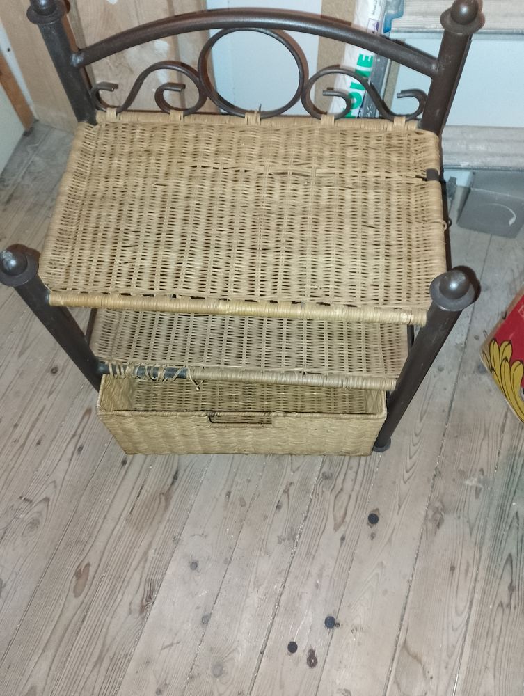 2petit meuble 17 Les Mazures (08)