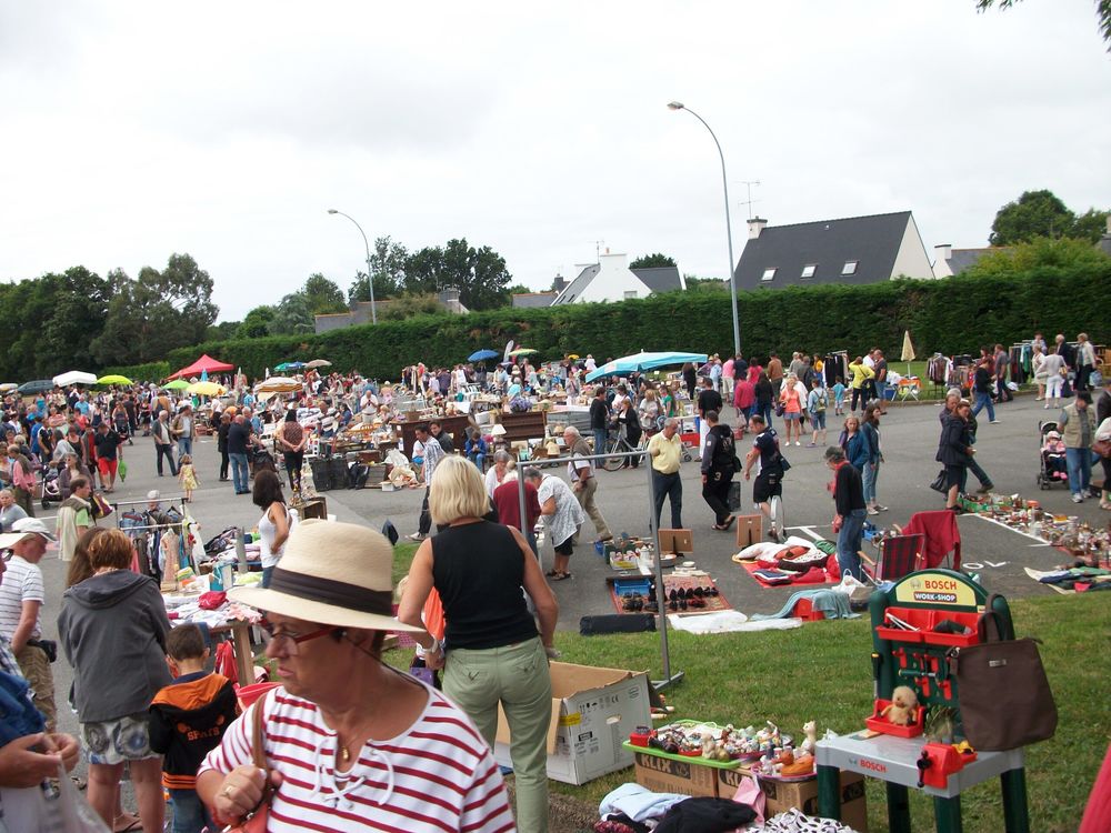 32&egrave;me foire aux puces 0 Riec-sur-Belon (29)