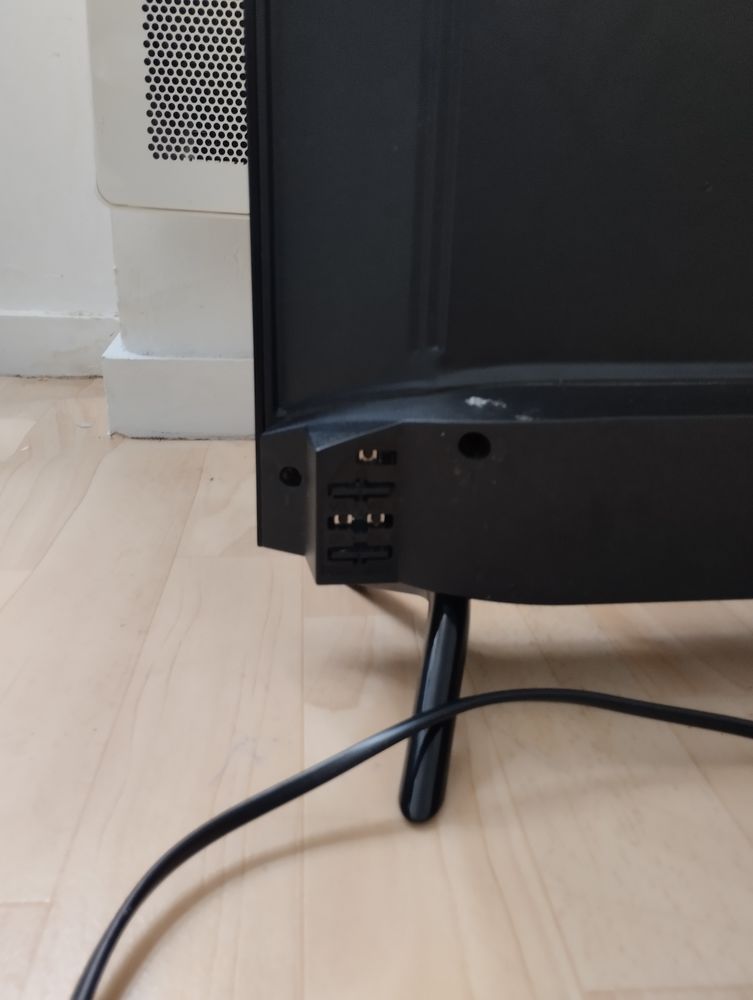 TV LED JVC LT-32FV130 129 N�rac (47)