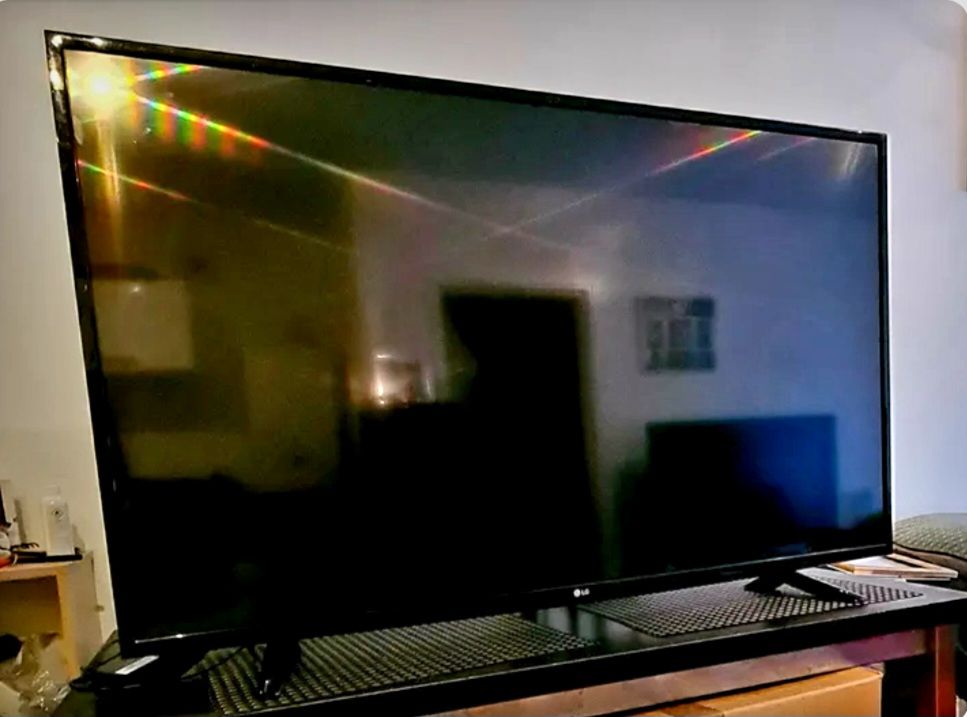 TV LG UHD 49LF5100 128 CM 320 Marseille 8 (13)