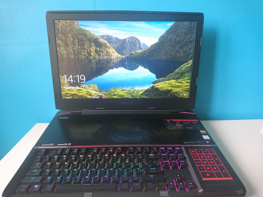                     MSI GT 83VR 7RE 1070 SLI 0 Barentin (76)