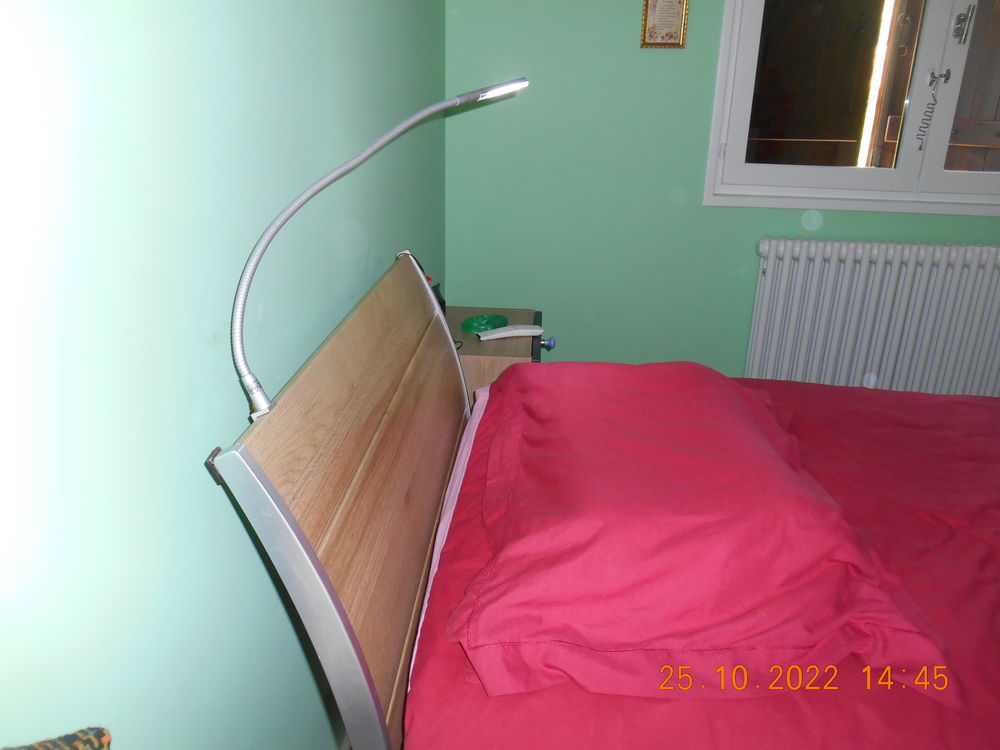 LIT 90x190 +TETE LIT +SOMMIER +MATELAS +COUETTES +LINGE LIT 0 La Roche-Vineuse (71)