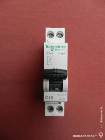 R�f A9N21025 DISJONCTEUR SCHNEIDER DT40 1P+N 16A C 13 Tergnier (02)