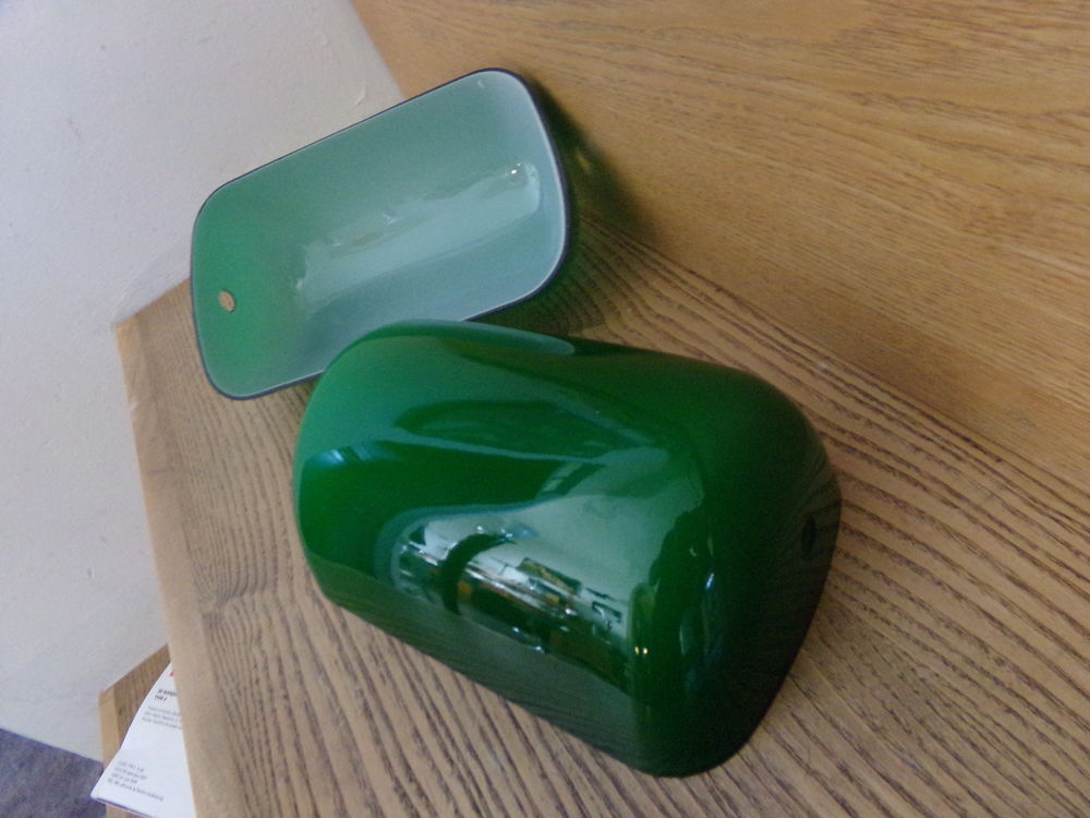 1 un Abat-jour baignoire en opaline verte et blanche pour la 40 Marseille 13 (13)