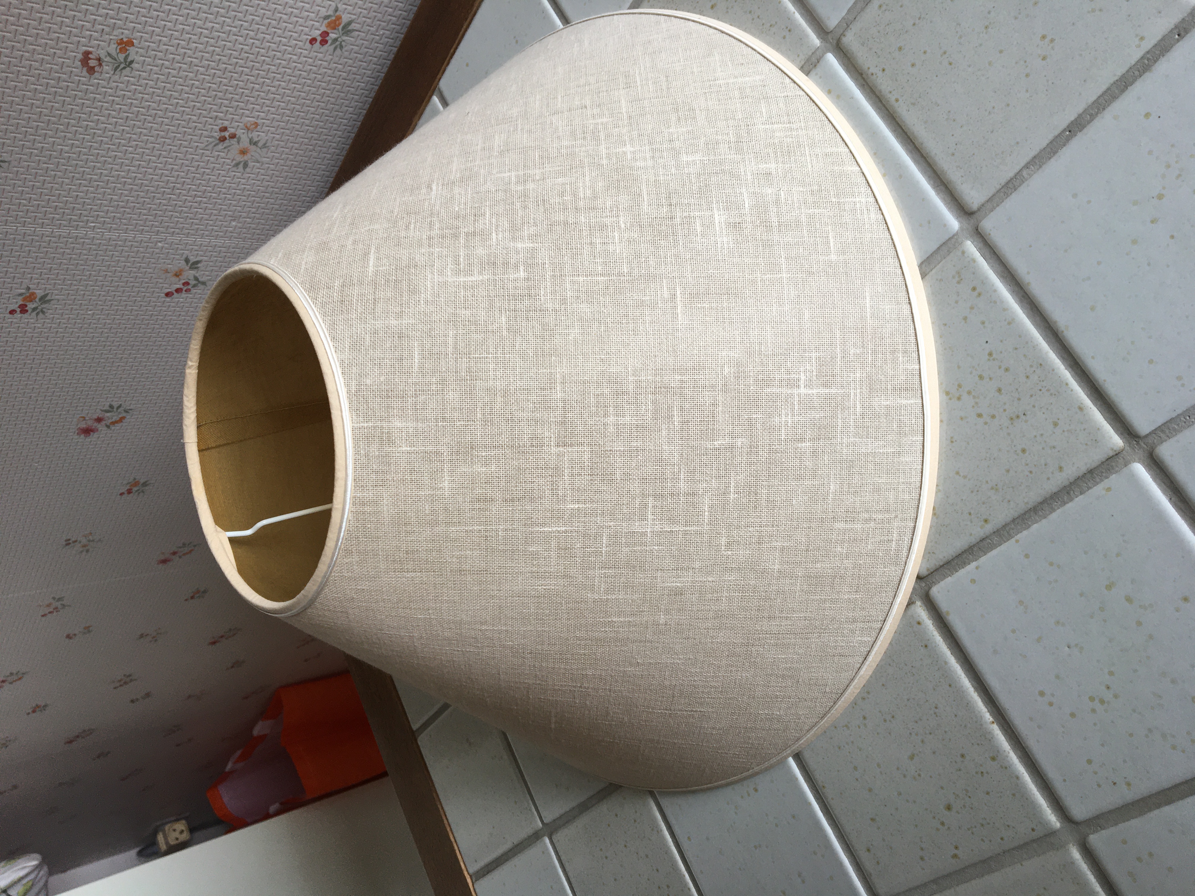 Abat - jour beige 8 Jouy-en-Josas (78)