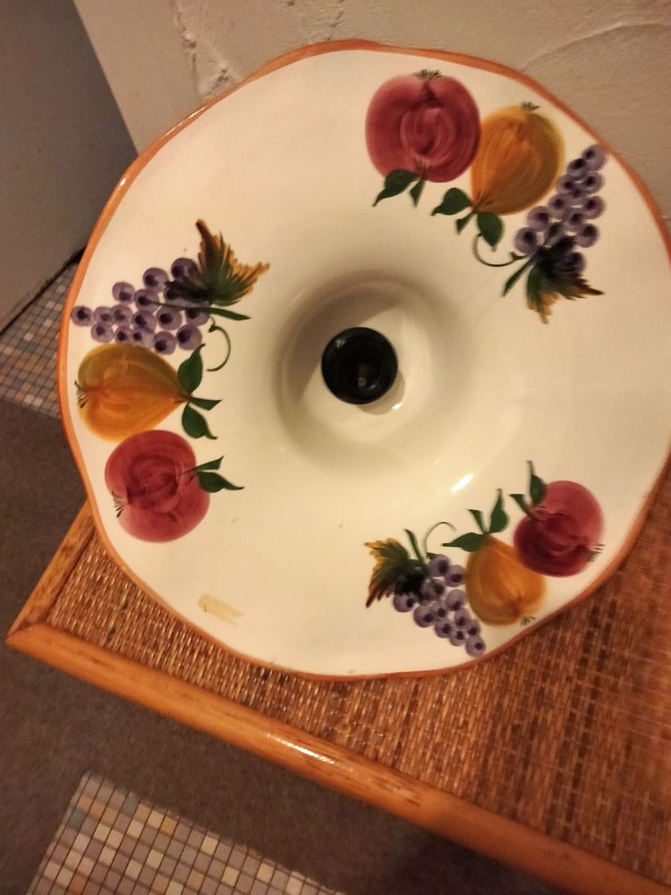 Abat-jour campagnard en c�ramique peinte 20 Bourges (18)