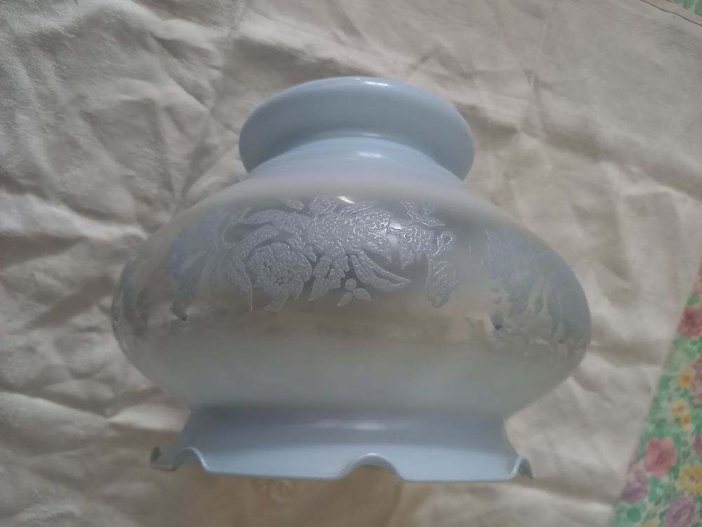 ABAT JOUR ART DECO OPALINE BLEUE 65 Muret (31)