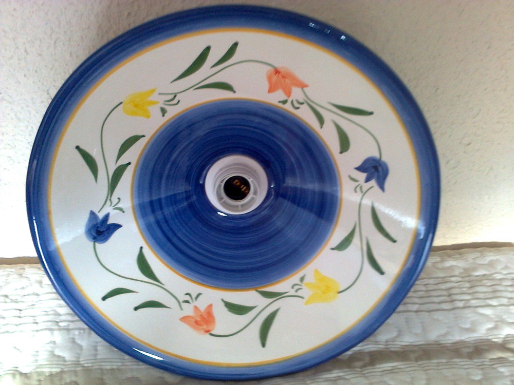 abat-jour suspension fa�ence
10 Argel�s-sur-Mer (66)