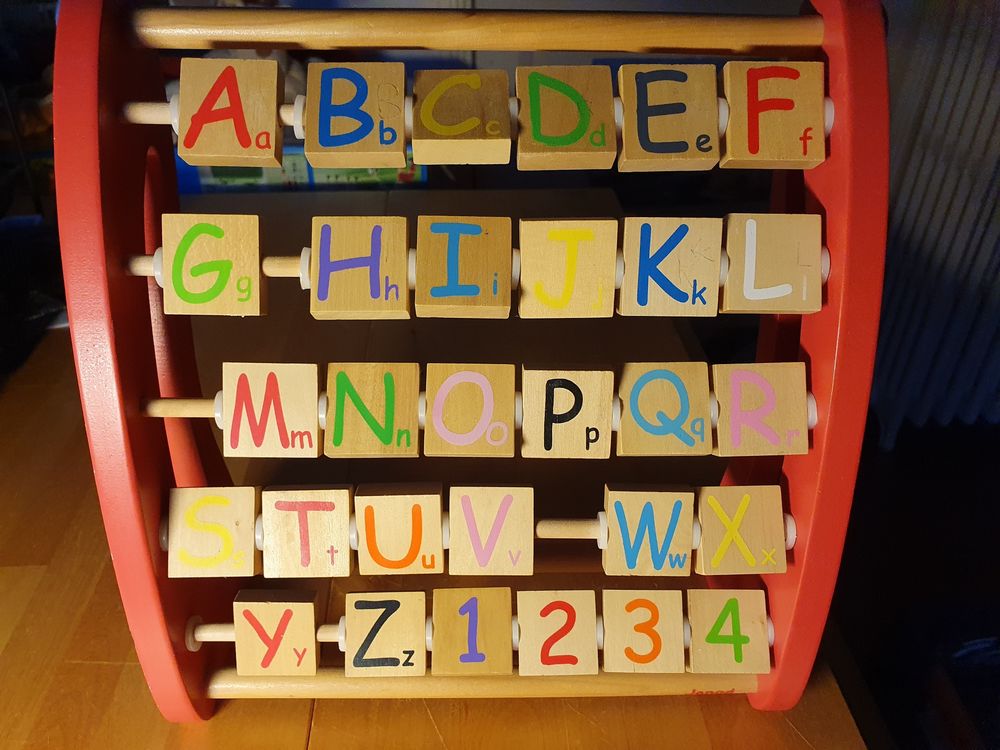 Ab�c�daire en bois (marque JANOD) 15 Apt (84)