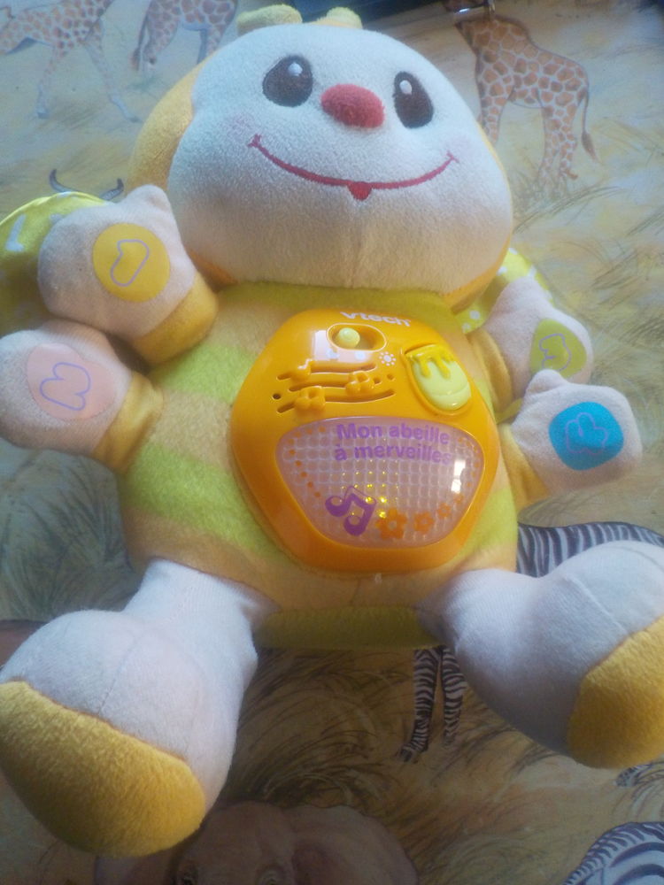 MON ABEILLE A MERVEILLES - VTECH 20 Courtry (77)