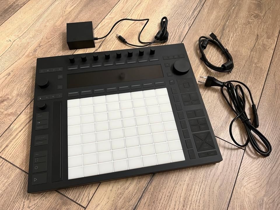 Ableton push 3 contr�leur 800 Chalonnes-sur-Loire (49)