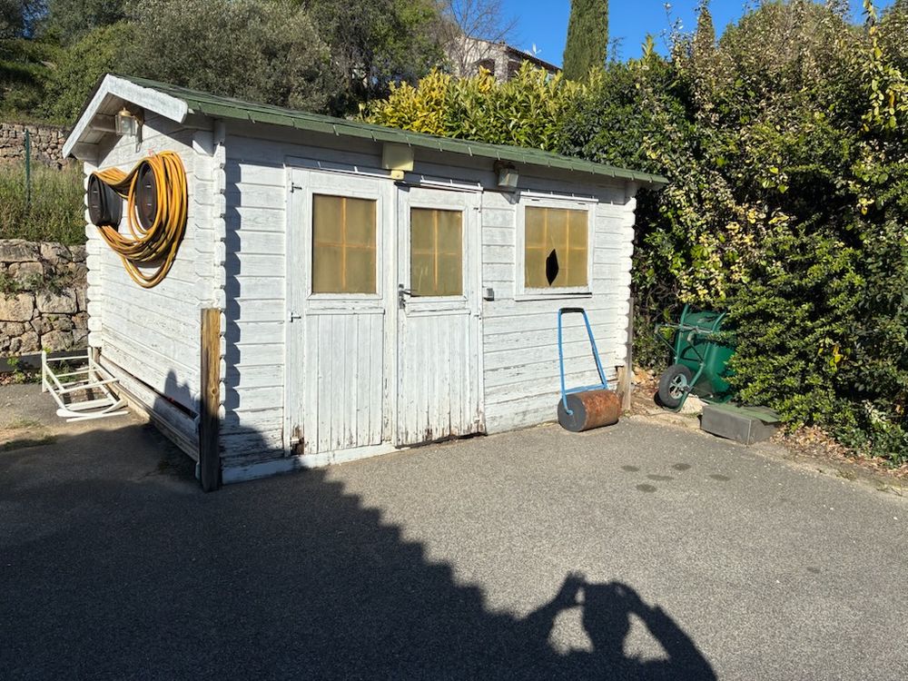 ABRI JARDIN BOIS 0 Draguignan (83)