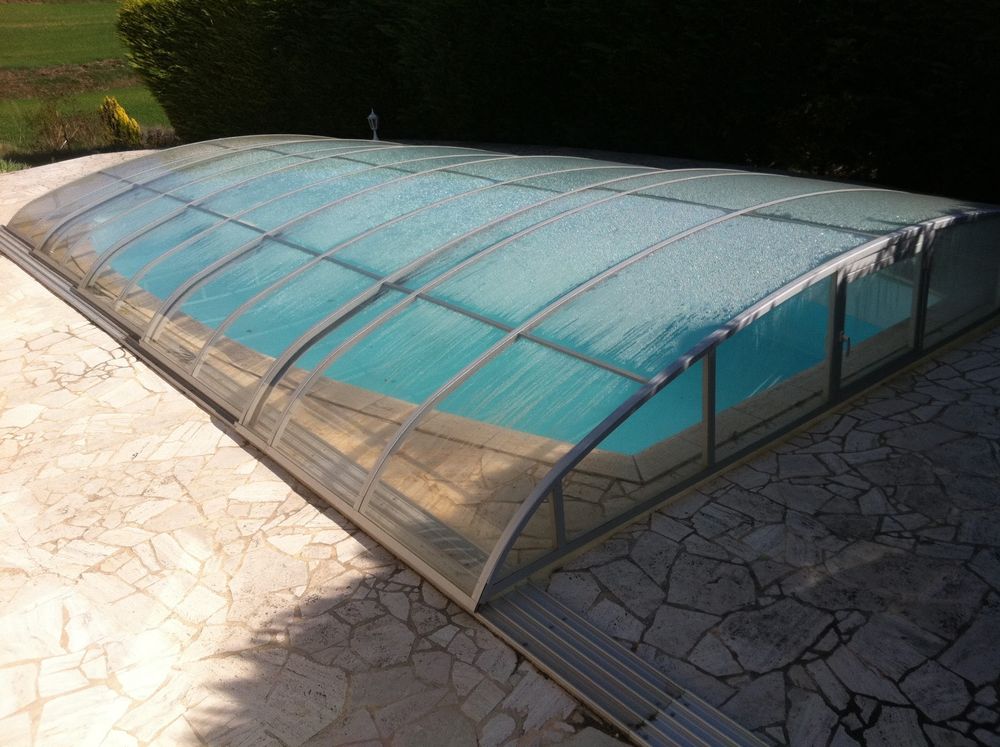 Abri de piscine 4000 Rians (83)