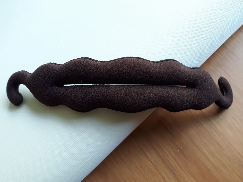 Accessoire � chignons - en mousse - marron 2 Livry-Gargan (93)