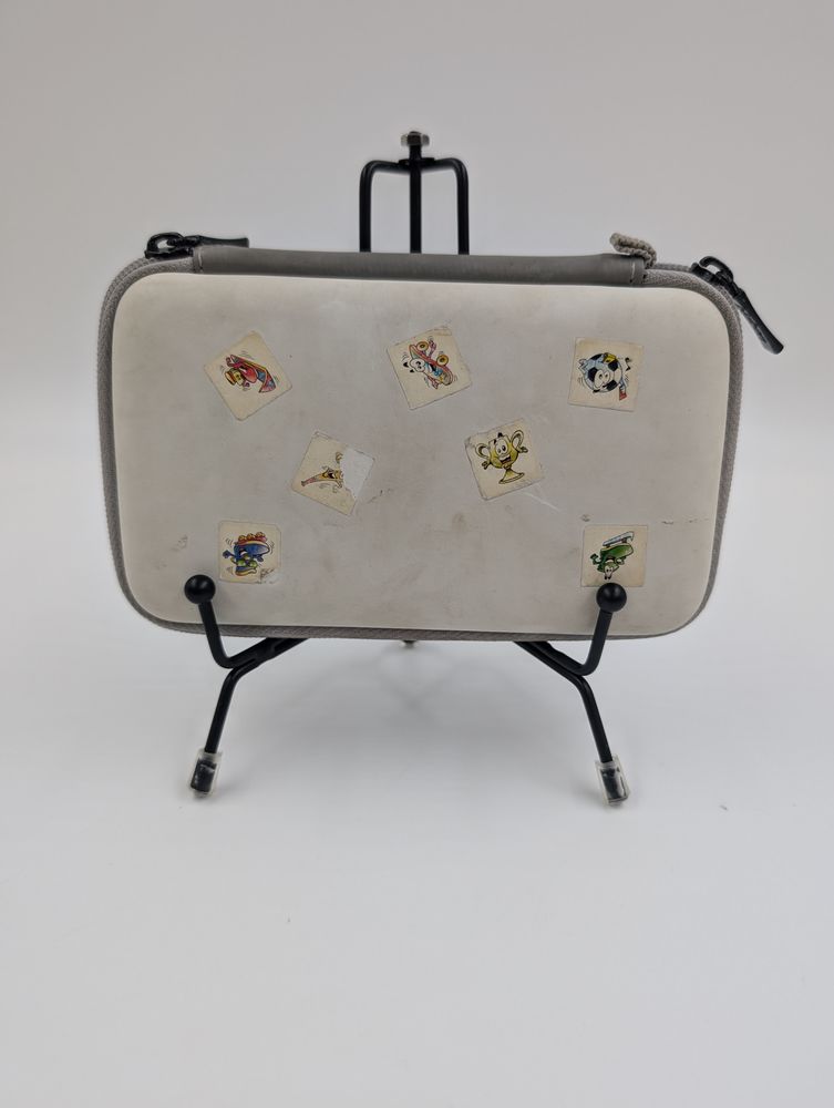 Accessoire Nintendo DSi et Lite Housse ou Pochette blanche 1 Vulbens (74)