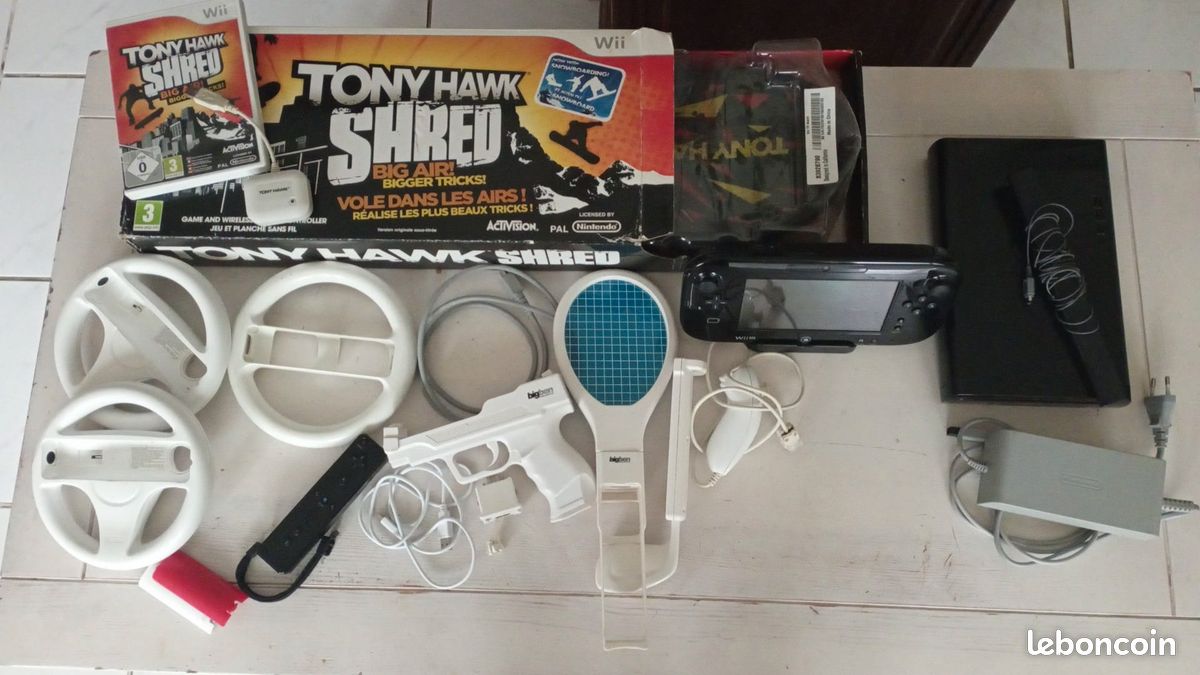 Wii u + accessoires, planche, jeux wii 199 Haybes (08)