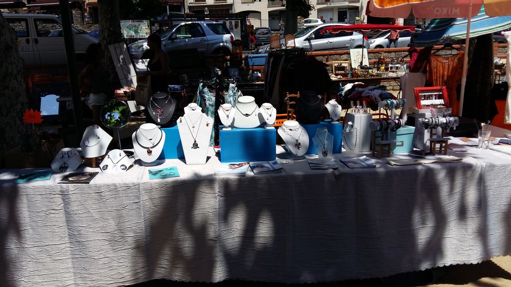 accessoires presentation bijoux 80 Castres (81)