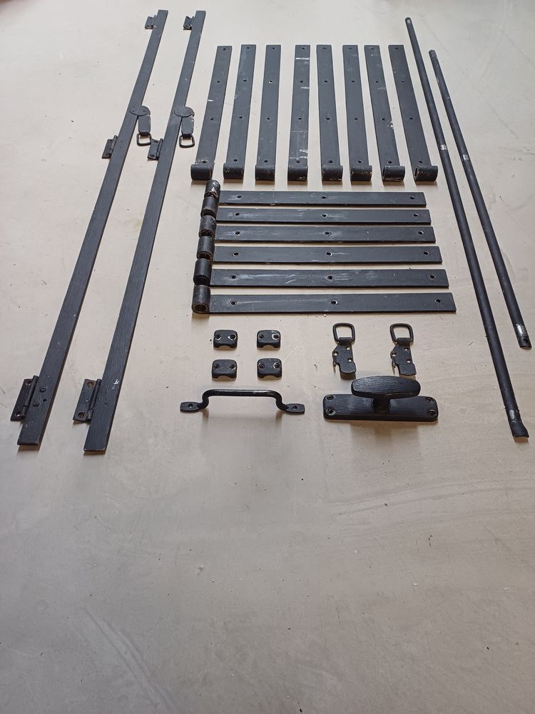 Accessoires volets bois 1 Saint-Doulchard (18)