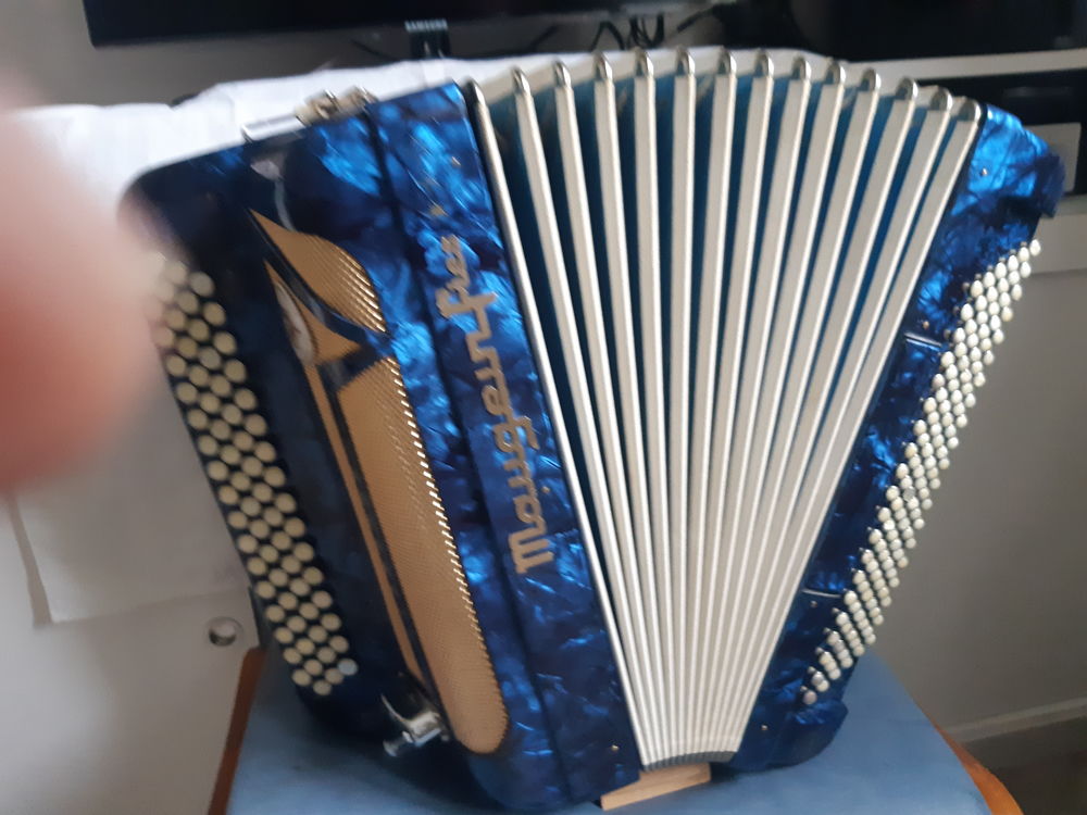 Accord�on MAUGEIN FRERES 850 Le Mans (72)