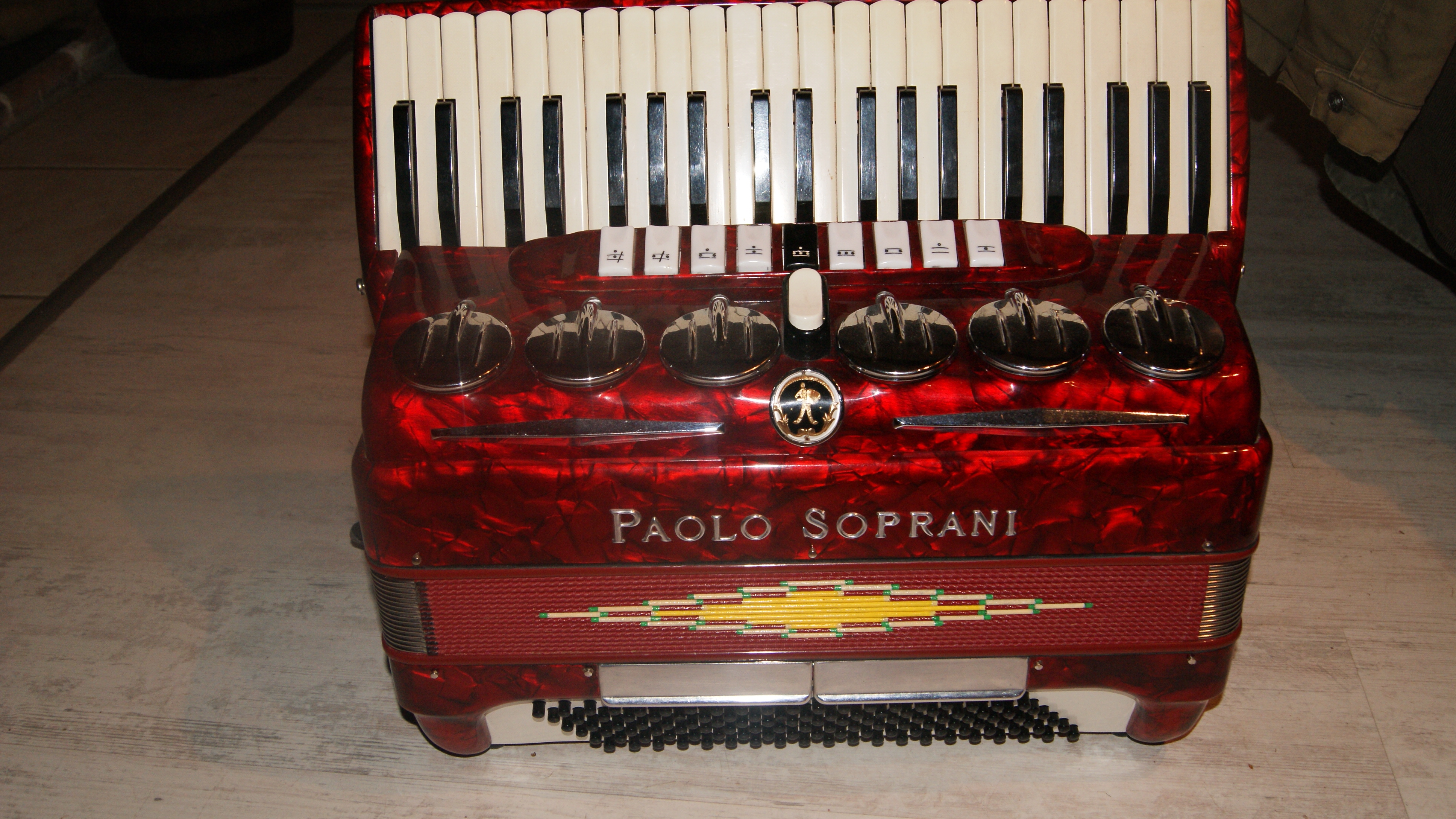 Accord�on Paolo SOPRANI 800 Charmant (16)