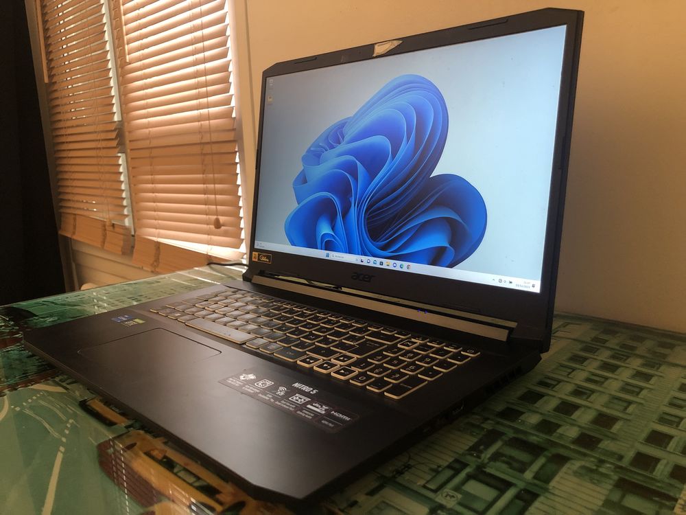 ACER NITRO 5 (AN517-54) RTX 3070 17'3 (Comme neuf) 800 Charenton-le-Pont (94)