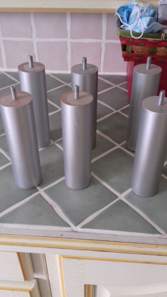 Acheter en double rere pied de lit couleur argent. 25 Bernes-sur-Oise (95)